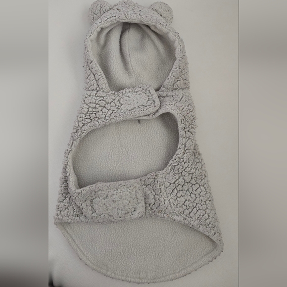 6 Sweater Coat Clothes For MEDIUM  Dog 12/14 Pound Warm Clothing Good CONDITION - Picture 10 of 16